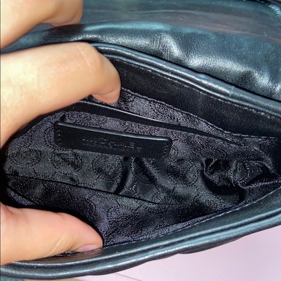 Micheal kors quilted purse - Picture 4 of 4